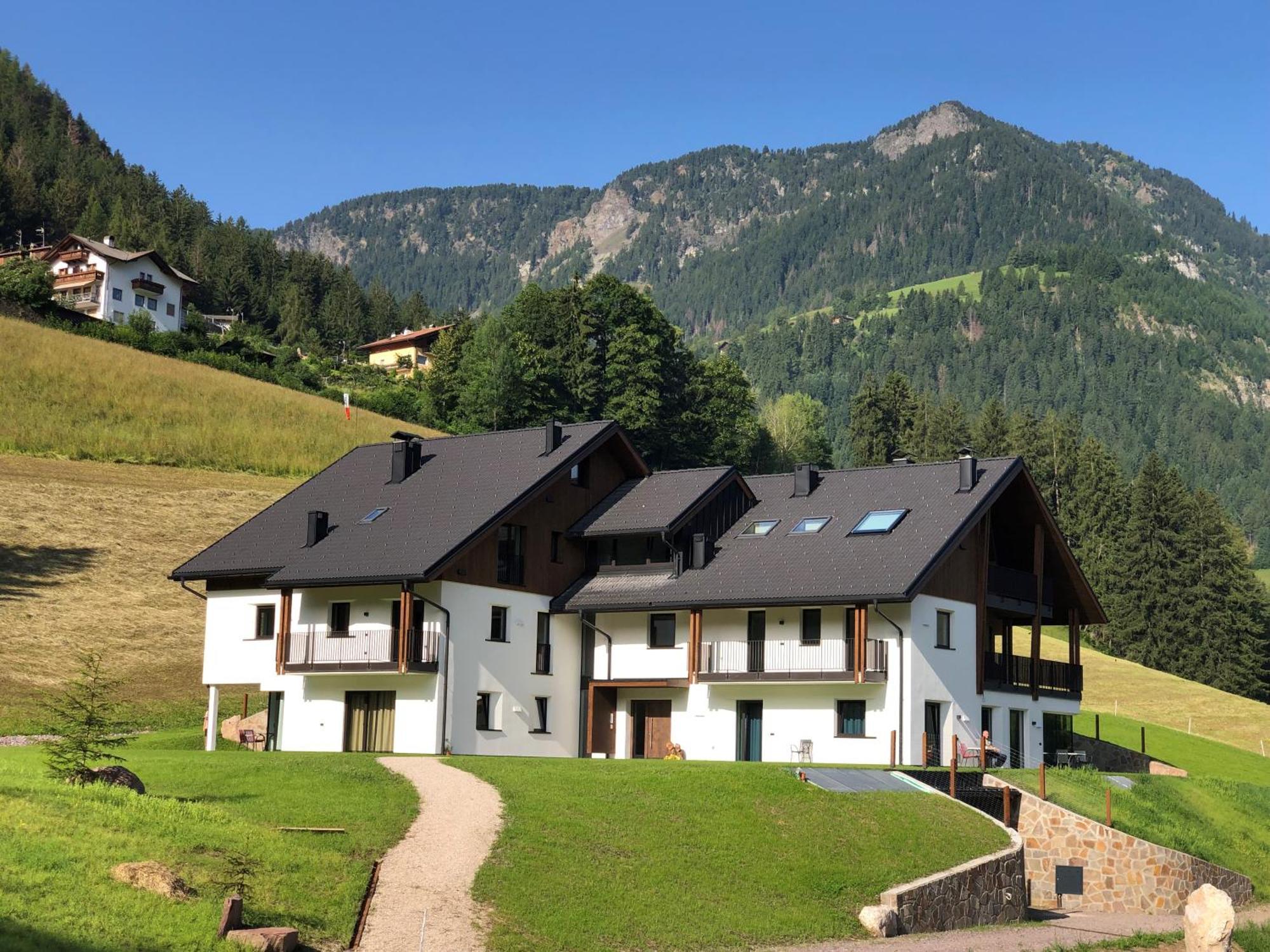 Appartements Pedescin Ortisei Kültér fotó